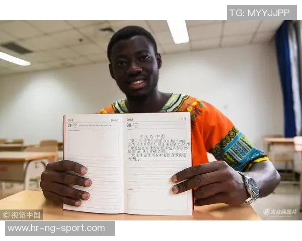 如何将踢足球这一短语翻译成其他语言的表达方式与技巧 如何将踢足球这一短语翻译成其他语言的表达方式与技巧